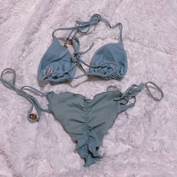 Luli Fama ORILLAS DEL MAR Triangle Bikini Top (M) & Side Tie Ruched Bottoms (S) - Picture 5 of 7